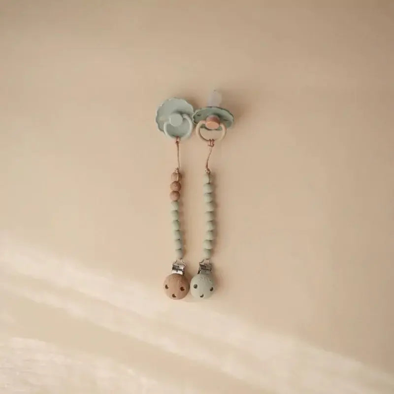 Fopspeenketting Hera - Sage