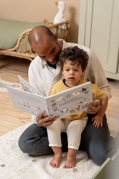 Mijn kijkboek - De wereld om je heen