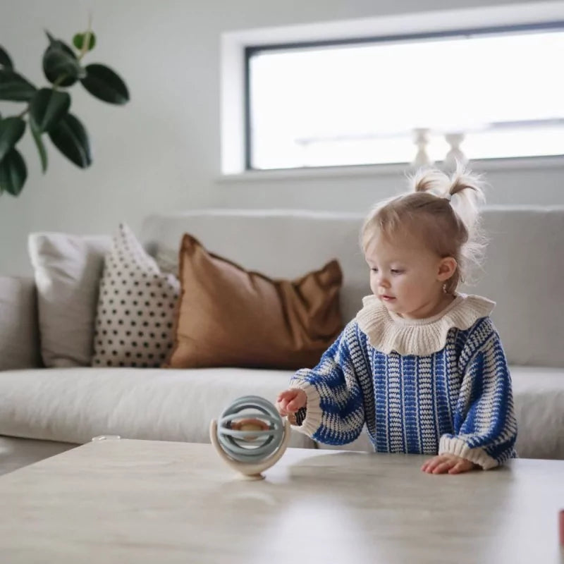 Suction Spinner Ball