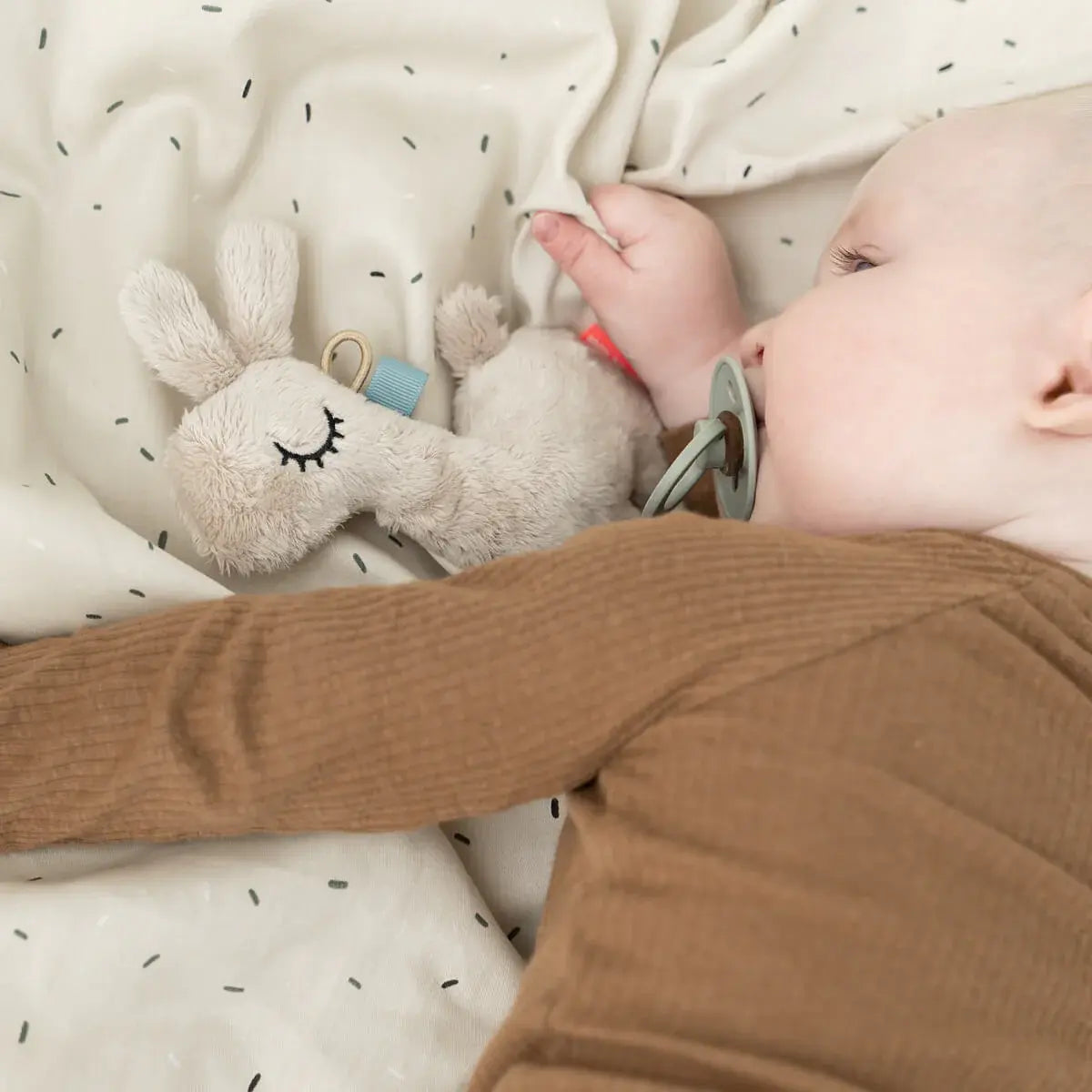 Sensory Rattle Lalee - Sand
