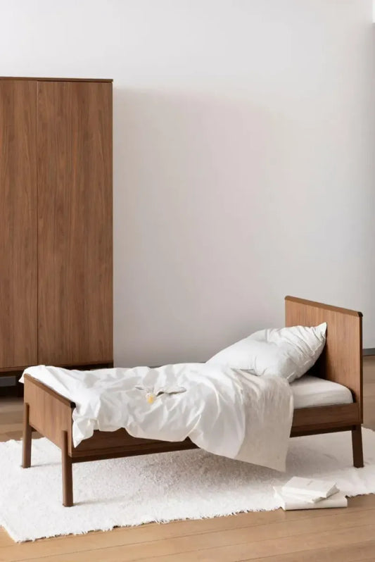 Ashi Bedje 140 x 70 - Chestnut