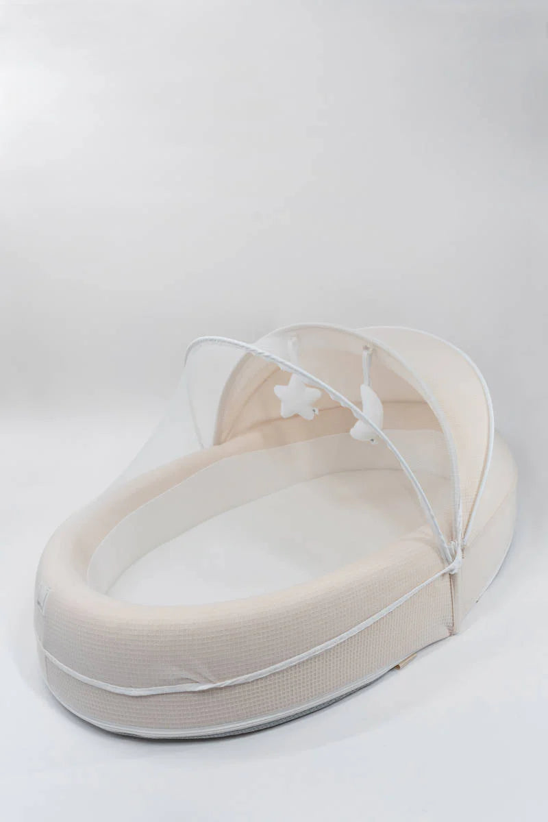 Muggennet voor Babynest