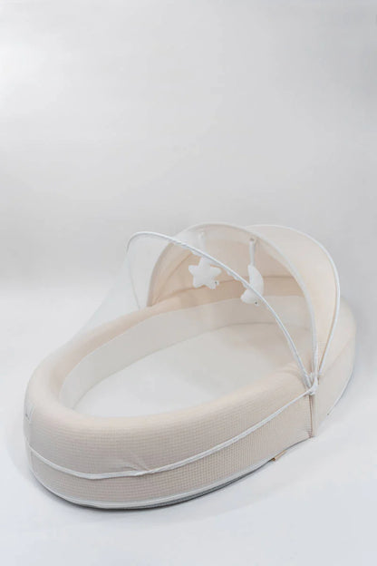 Muggennet voor Babynest