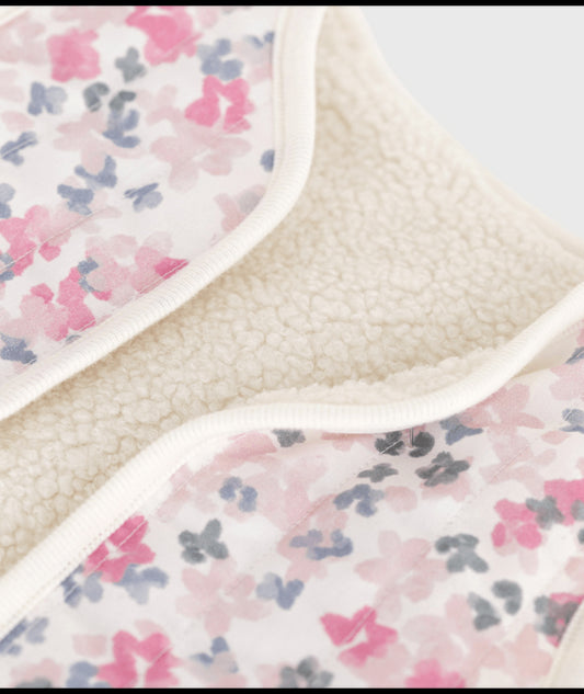 Mouwloos babyvestje met print van poplin uit katoen en teddy