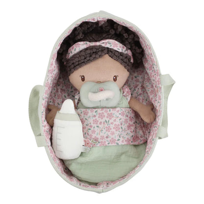 Babypop in mandje Evi